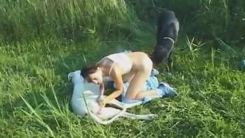 Aroused babe with skinny forms, intense outdoor dog shag