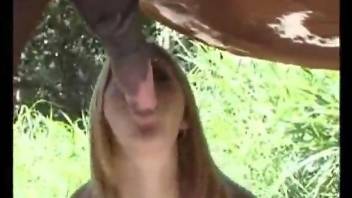 Sexy ass blonde loads a massive horse penis in her cunt
